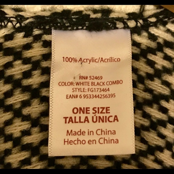 Black & White Knitted Wrap/Poncho, OS - Picture 4 of 5